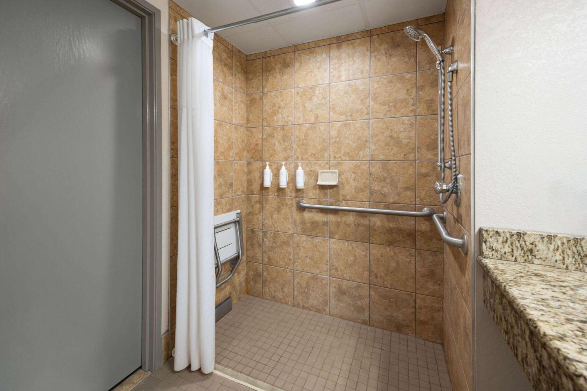 Hotel Days & By Wyndham Bozeman